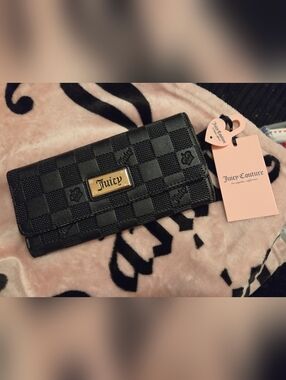Juicy Couture Black Checker Quilted Wallet with Gold Plaque